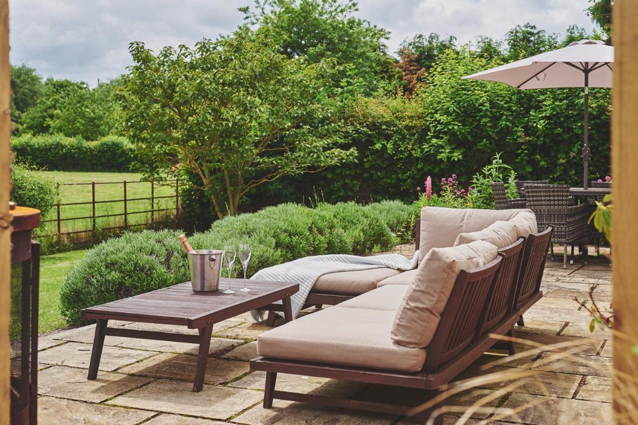 Apple Tree Cottage Beckford Buitenkant foto